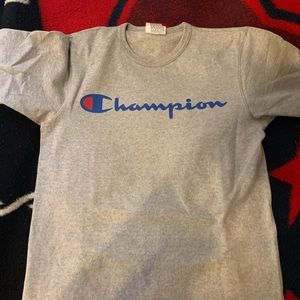 Men’s small Champion Shirt